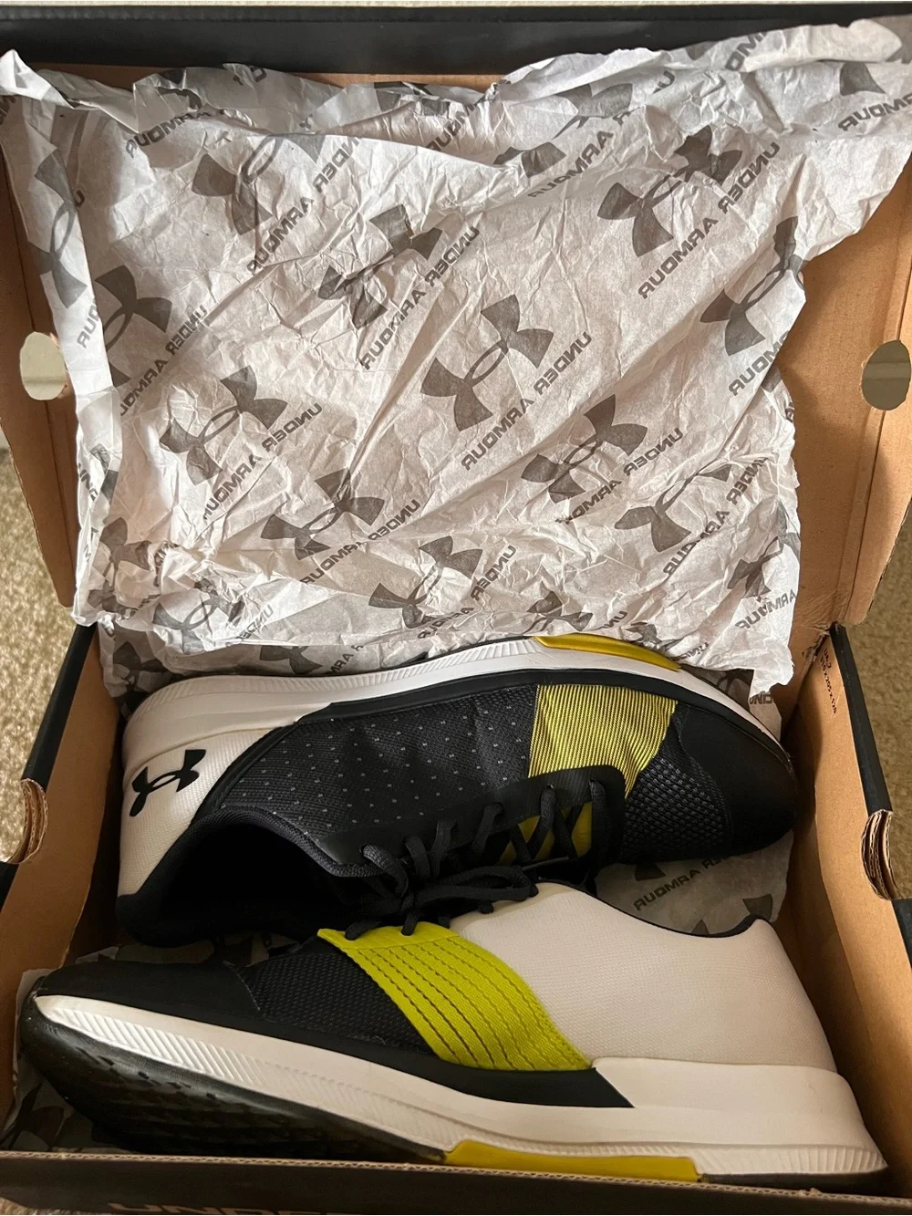 Under Armour Black and Yellow Men's Training Shoes